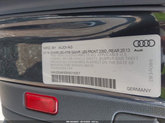 Продажа на аукционе авто 2019 Audi A4 45 Premium, vin: WAUDNAF45KN019357, номер лота: 45348522