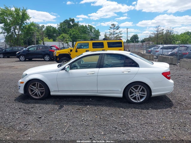 Aukcja sprzedaży 2013 Mercedes-benz C 300 Sport 4matic, vin: WDDGF8AB7DR256719, numer aukcji: 45348561