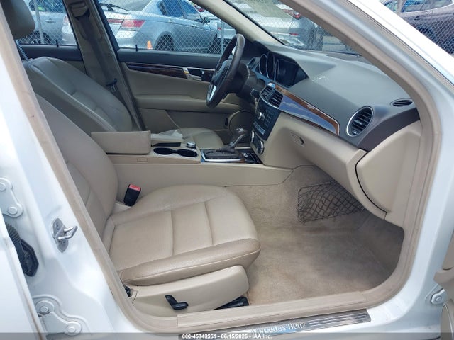 Aukcja sprzedaży 2013 Mercedes-benz C 300 Sport 4matic, vin: WDDGF8AB7DR256719, numer aukcji: 45348561