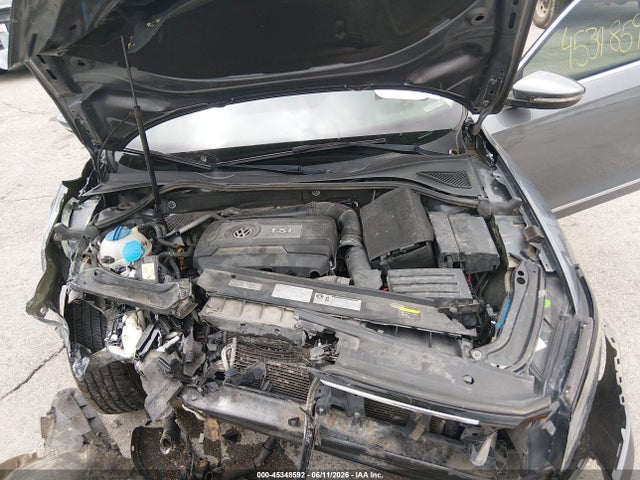 1VWAS7A3XGC054184 Volkswagen Passat 1.8t S