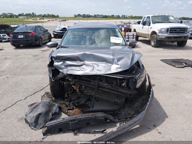 1VWAS7A3XGC054184 Volkswagen Passat 1.8t S