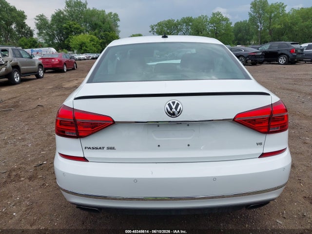 2016 Volkswagen Passat V6 Sel Premium მანქანა იყიდება აუქციონზე, vin: 1VWCM7A36GC015675, აუქციონის ნომერი: 45348614