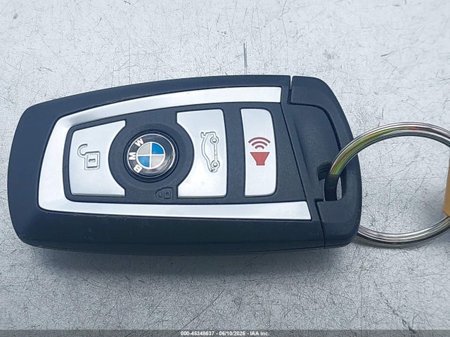 2015 Bmw 335i Xdrive მანქანა იყიდება აუქციონზე, vin: WBA3B9C58FF588848, აუქციონის ნომერი: 45348637