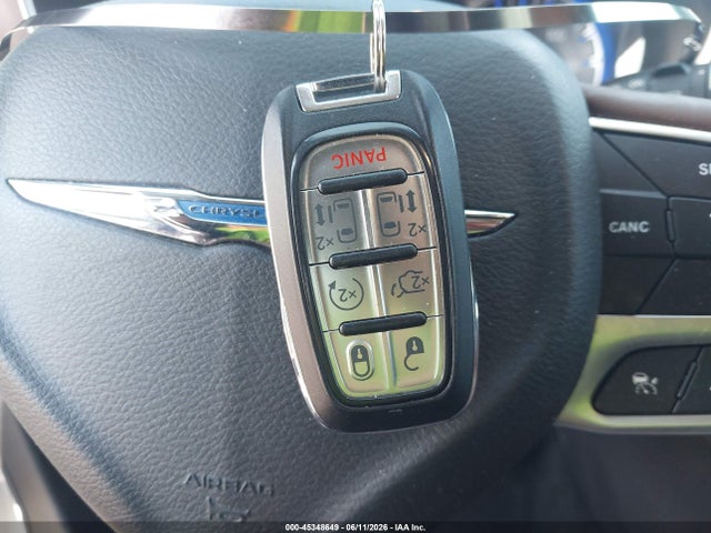 Продаж на аукціоні авто 2018 Chrysler Pacifica Limited, vin: 2C4RC1GG8JR204267, номер лоту: 45348649
