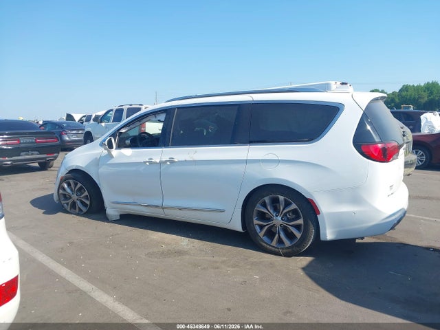 Продаж на аукціоні авто 2018 Chrysler Pacifica Limited, vin: 2C4RC1GG8JR204267, номер лоту: 45348649