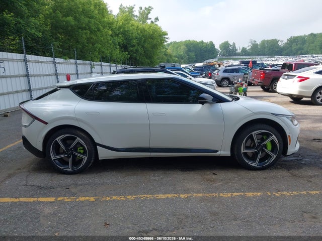 KIA Ev6 Gt 2023 KNDC5DLE9P5133771 Image 13