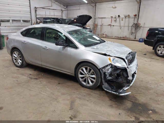 45348693 :رقم المزاد ، 1G4PP5SK2F4219531 vin ، 2015 Buick Verano مزاد بيع