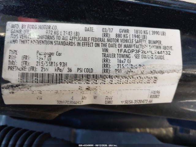 45348695 :رقم المزاد ، 1FADP3F28HL244132 vin ، 2017 Ford Focus Se مزاد بيع