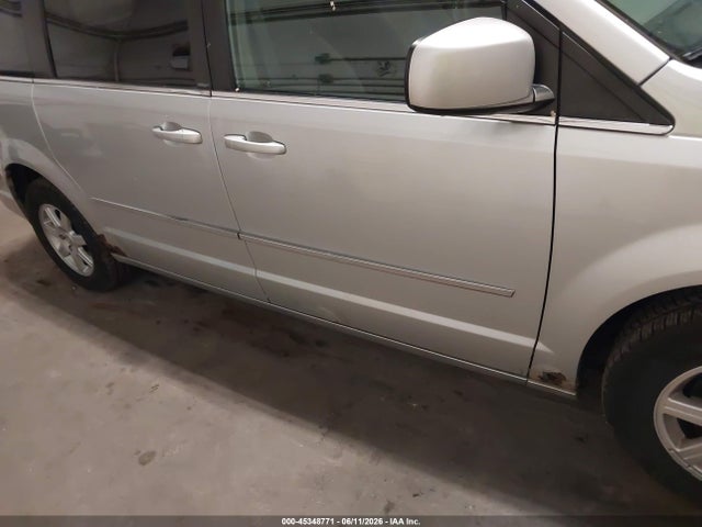 Продажа на аукционе авто 2010 Chrysler Town & Country Touring, vin: 2A4RR5D19AR347826, номер лота: 45348771