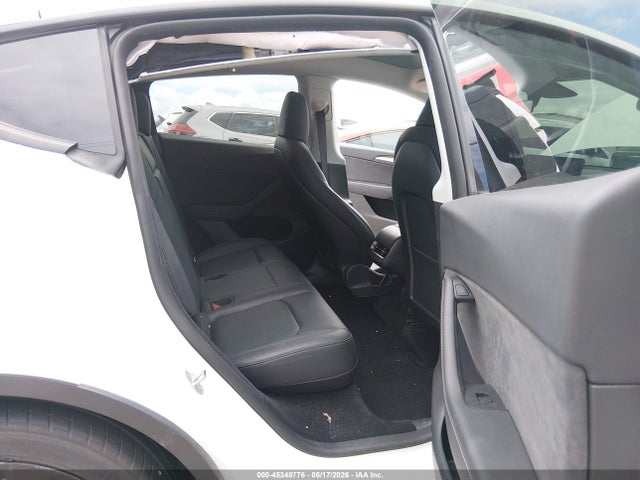 45348776 :رقم المزاد ، 7SAYGDEE7NA010950 vin ، 2022 Tesla Model Y Long Range Dual Motor All-wheel Drive مزاد بيع
