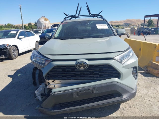 Продажа на аукционе авто 2020 Toyota Rav4 Xle, vin: 2T3P1RFV2LC098985, номер лота: 45348787