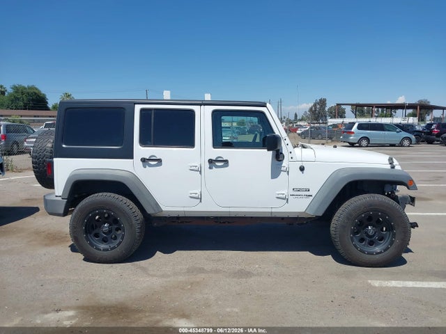1C4BJWDG3JL806091 Jeep Wrangler Jk Unlimited Sport 4x4