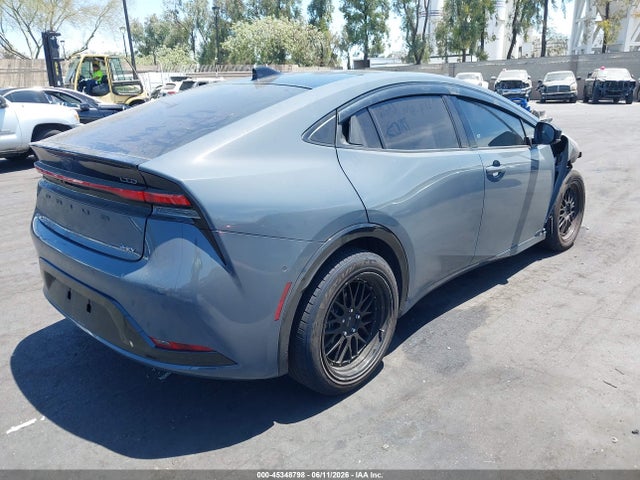 Toyota Prius Limited Awd-e 2023 JTDADABU5P3006724 Image 4