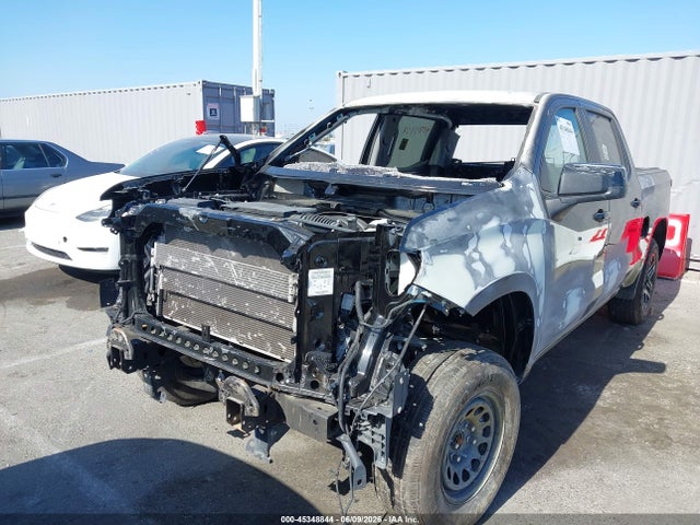 2020 Chevrolet Silverado 1500 4wd  Short Bed Lt Trail Boss მანქანა იყიდება აუქციონზე, vin: 3GCPYFEL5LG376688, აუქციონის ნომერი: 45348844