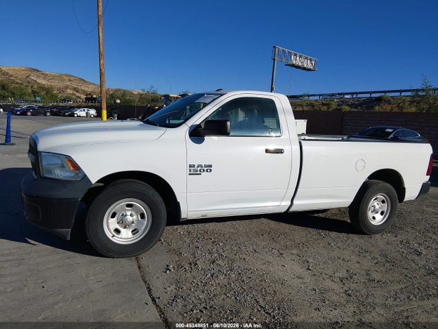 45348851 :رقم المزاد ، 3C6JR6DG6KG588786 vin ، 2019 Ram 1500 Classic Tradesman  4x2 8' Box مزاد بيع