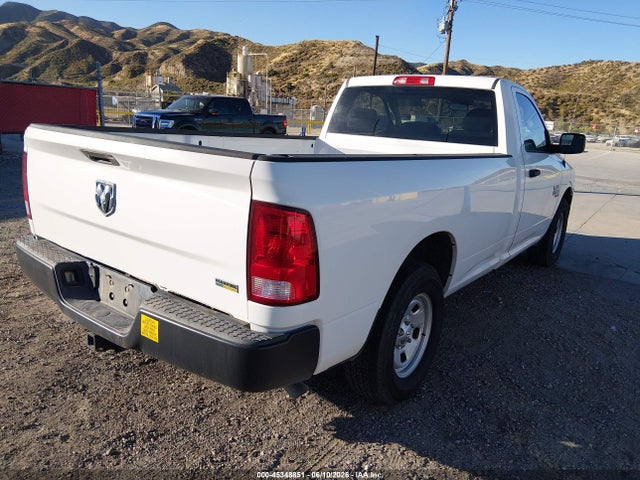 45348851 :رقم المزاد ، 3C6JR6DG6KG588786 vin ، 2019 Ram 1500 Classic Tradesman  4x2 8' Box مزاد بيع