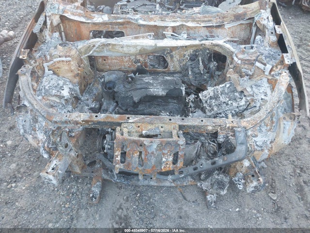 2GNAXUEV8K6241544 Chevrolet EQUINOX LT