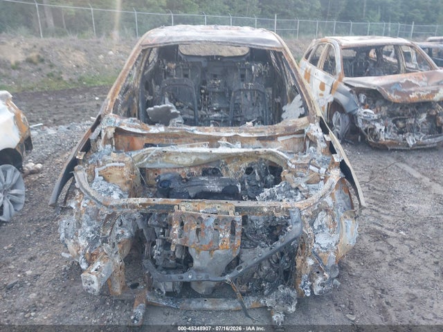 2GNAXUEV8K6241544 Chevrolet EQUINOX LT