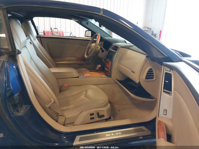 Продажа на аукционе авто 2007 Cadillac Xlr Standard, vin: 1G6YV36A975601283, номер лота: 45348909