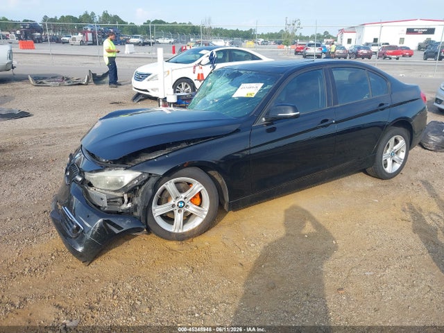45348948 :رقم المزاد ، WBA3B1G57FNT03784 vin ، 2015 Bmw 320i مزاد بيع