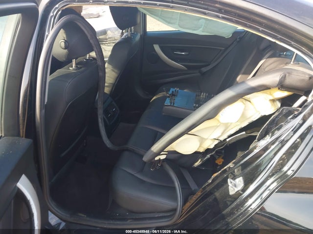 45348948 :رقم المزاد ، WBA3B1G57FNT03784 vin ، 2015 Bmw 320i مزاد بيع