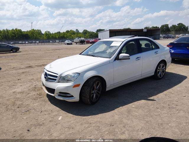 45348962 :رقم المزاد ، WDDGF4HB4ER310512 vin ، 2014 Mercedes-benz C 250 Luxury مزاد بيع
