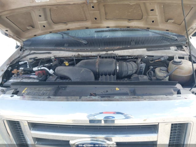 45348980 :رقم المزاد ، 1FDXE4FS1ADA61850 vin ، 2010 Ford E-450 Cutaway مزاد بيع