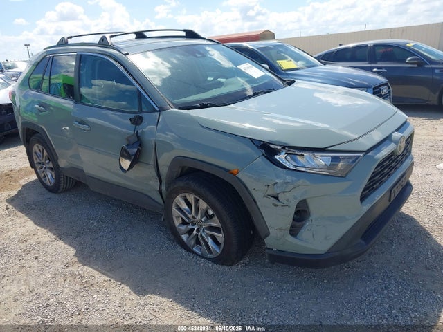 Toyota Rav4 Xle Premium 2021 2T3C1RFV0MW175609 zdjęcie główne