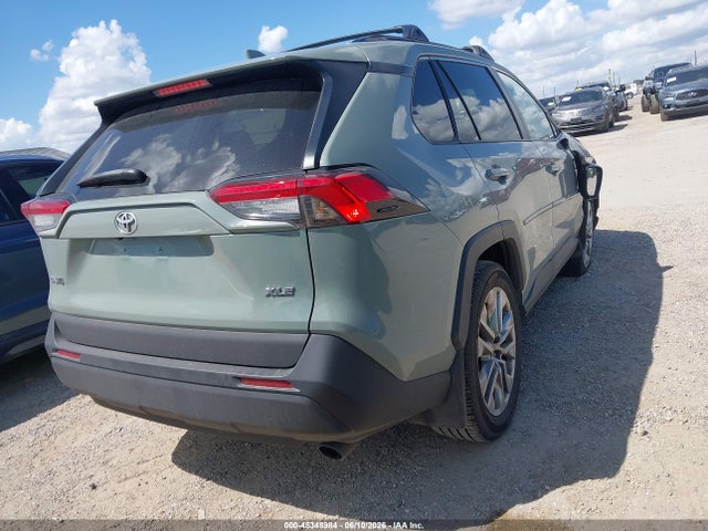 Toyota Rav4 Xle Premium 2021 2T3C1RFV0MW175609 Image 4