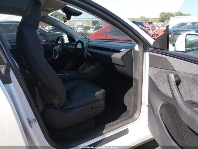 2026 Tesla Model Y Premium Rear-wheel Drive/rear-wheel Drive მანქანა იყიდება აუქციონზე, vin: 7SAYGDED7TF382215, აუქციონის ნომერი: 45348994