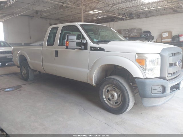 Ford F-250 Xl 2015 1FT7X2B61FEA35925 main image