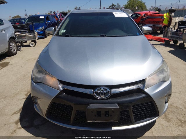 4T1BF1FK0HU403465 Toyota CAMRY SE