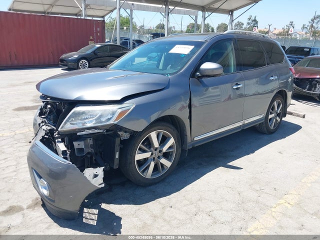Nissan Pathfinder Platinum 2016 5N1AR2MN8GC643423 Image 2