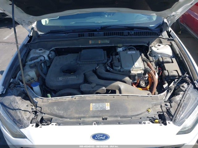 3FA6P0LUXJR139127 Ford Fusion Hybrid Se