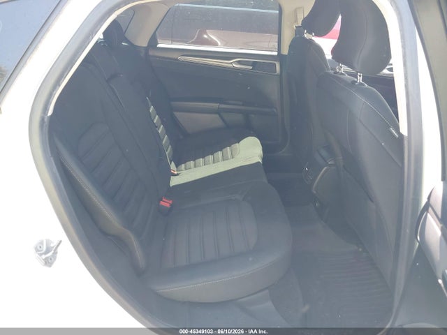 3FA6P0LUXJR139127 Ford Fusion Hybrid Se