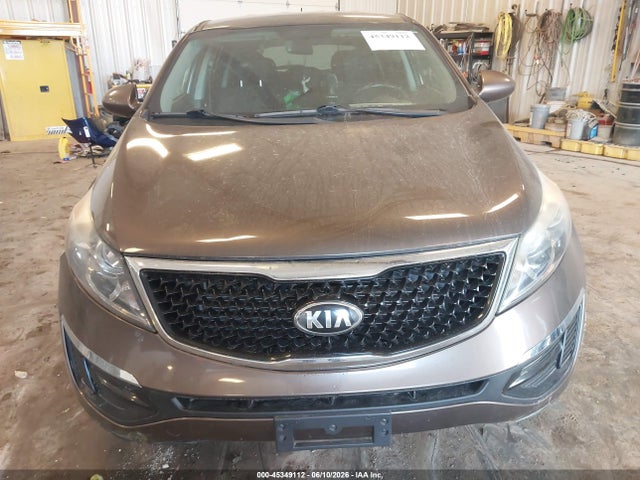 45349112 :رقم المزاد ، KNDPBCACXF7705780 vin ، 2015 Kia Sportage Lx مزاد بيع