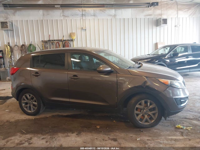 45349112 :رقم المزاد ، KNDPBCACXF7705780 vin ، 2015 Kia Sportage Lx مزاد بيع