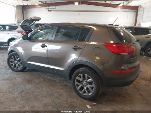45349112 :رقم المزاد ، KNDPBCACXF7705780 vin ، 2015 Kia Sportage Lx مزاد بيع