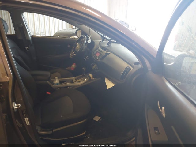 45349112 :رقم المزاد ، KNDPBCACXF7705780 vin ، 2015 Kia Sportage Lx مزاد بيع