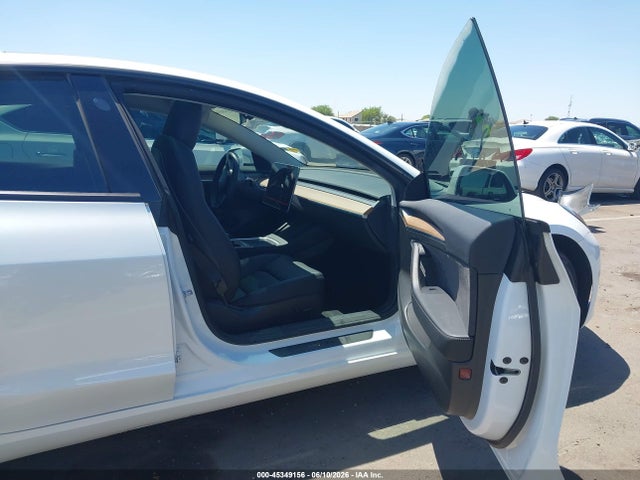 Продаж на аукціоні авто 2023 Tesla Model 3 Rear-wheel Drive, vin: 5YJ3E1EA5PF409788, номер лоту: 45349156
