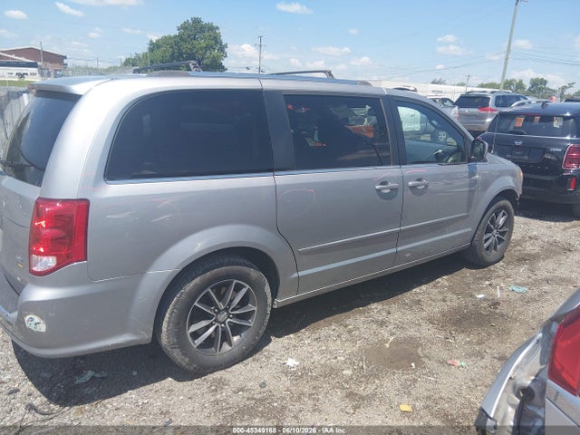 Продажа на аукционе авто 2017 Dodge Grand Caravan Sxt, vin: 2C4RDGCG0HR772447, номер лота: 45349168