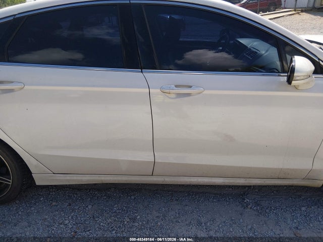3FA6P0H98GR323902 Ford FUSION SE