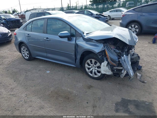 45349200 :رقم المزاد ، 5YFEPMAE2NP281797 vin ، 2022 Toyota Corolla Le مزاد بيع