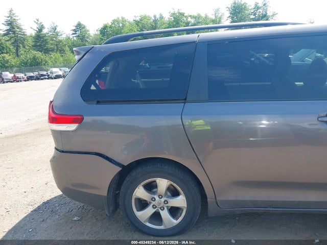 Продаж на аукціоні авто 2012 Toyota Sienna Le V6 8 Passenger, vin: 5TDKK3DC1CS272843, номер лоту: 45349234
