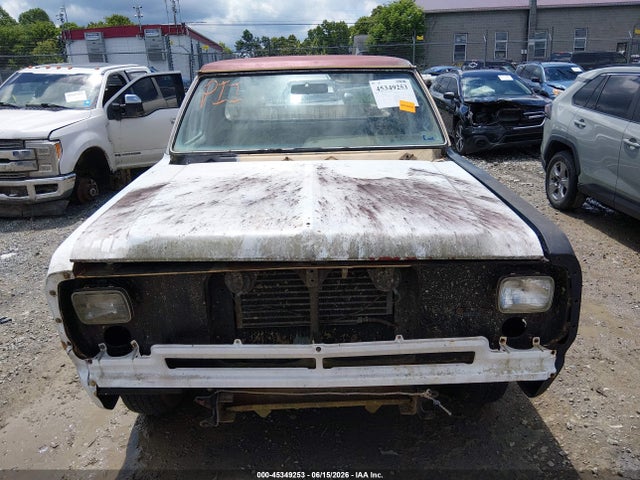 1982 Dodge D-series D300/d350 მანქანა იყიდება აუქციონზე, vin: 1B7KD34T2CS257740, აუქციონის ნომერი: 45349253