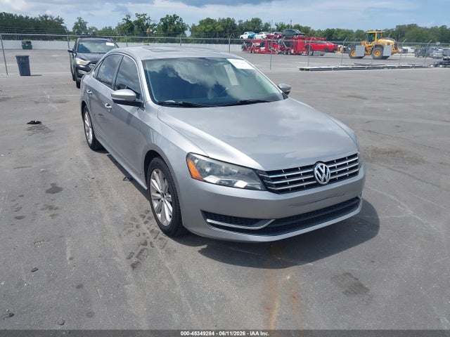 45349284 :رقم المزاد ، 1VWCH7A3XDC015632 vin ، 2013 Volkswagen Passat 2.5l Sel مزاد بيع