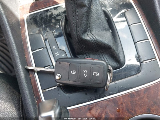 Продаж на аукціоні авто 2013 Volkswagen Passat 2.5l Sel, vin: 1VWCH7A3XDC015632, номер лоту: 45349284