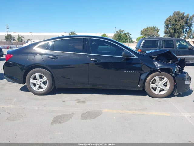 1G1ZB5STXNF209233 Chevrolet Malibu Fwd Ls
