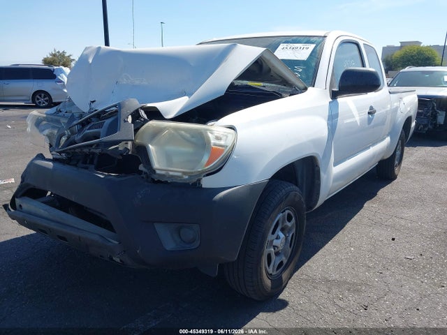 Toyota Tacoma 2015 5TFTX4CN3FX067294 Image 2