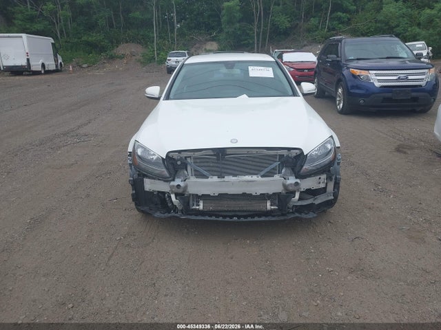 45349336 :رقم المزاد ، 55SWF4JB8FU053652 vin ، 2015 Mercedes-benz C 300 مزاد بيع